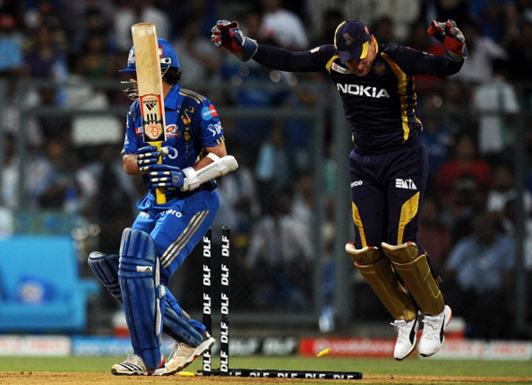 Mumbai Indians v Kolktta Knight Riders