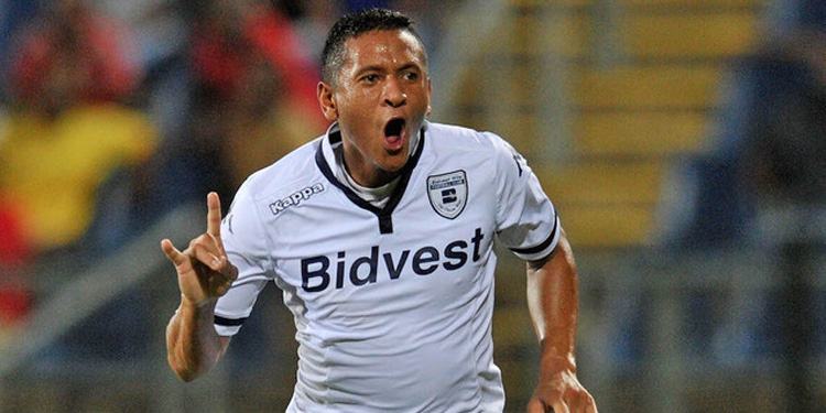 Daine Klate in action for Bidvest Wits.