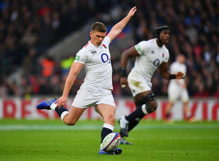 Owen Farrell in action for England