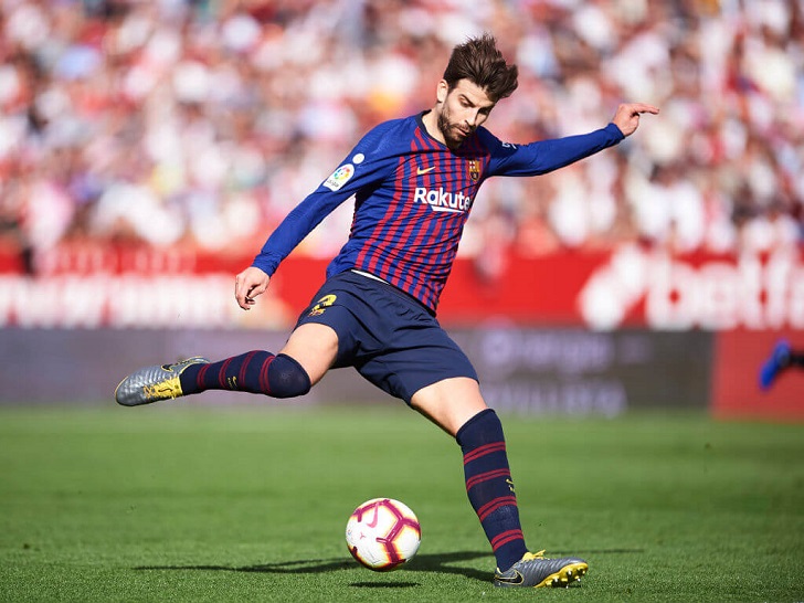 Gerard Pique in action FC Barcelona.